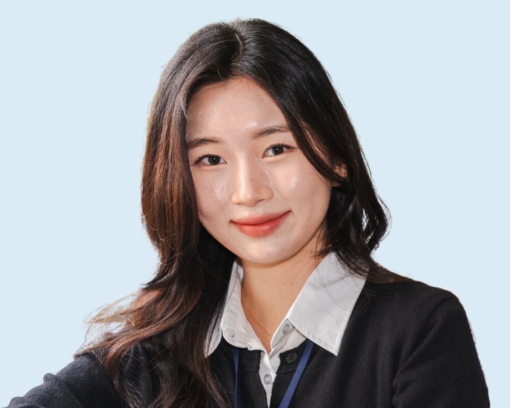 韓国留学id公式HPのモデルスタッフ